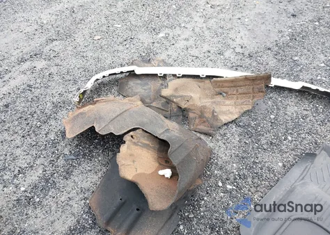 2015 Chevrolet Silverado 1Lt z USA, uszkodzony, nr VIN 3GCPCREC4FG471327